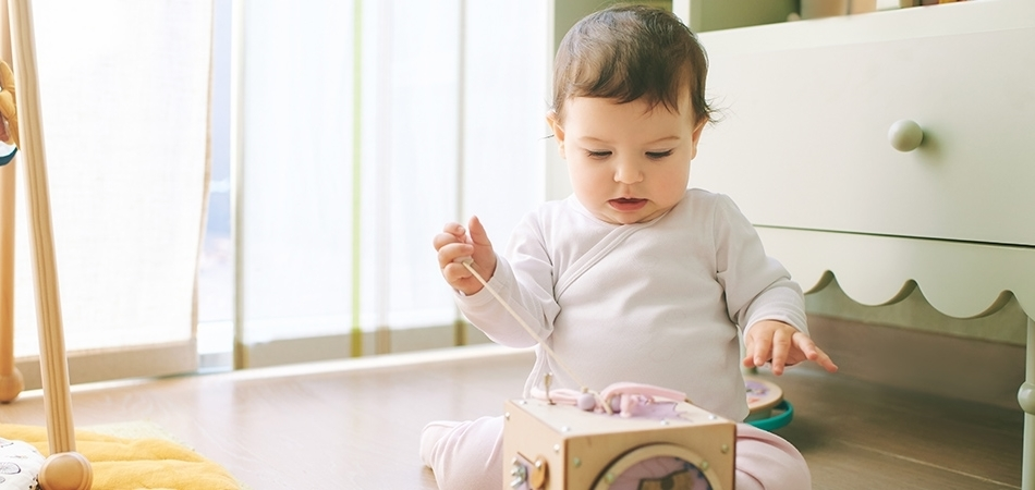 9 aylık bebek kaç haftalık olur? 9 aylık bebek neler yapar?