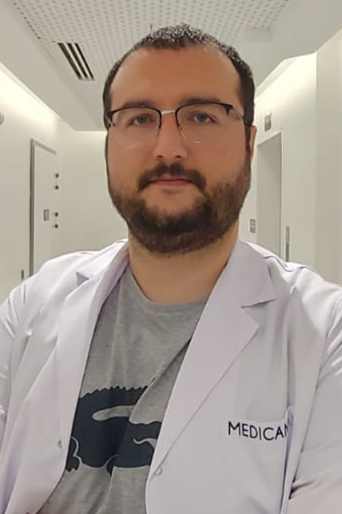 Uzm. Dr. Mehmet Akif Kamar