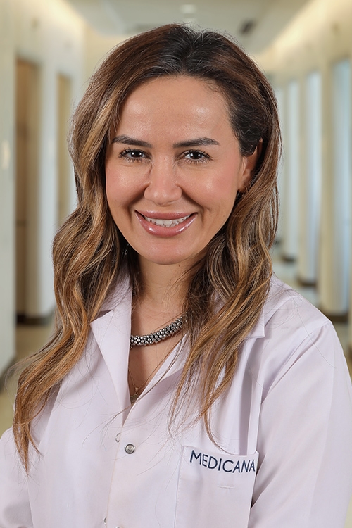 Op. Dr. İlkay Nafiye Topaloğlu