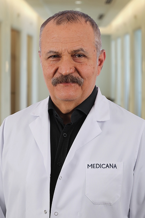 Uzm. Dr. Metin Akıncılar