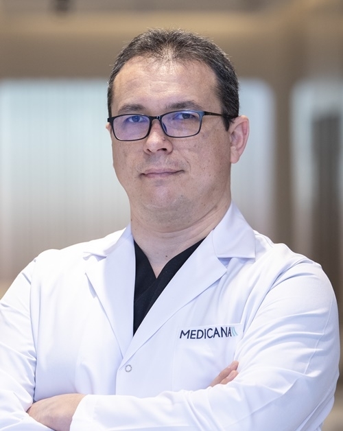 Assoc. Prof. Mustafa Uzkeser - Medicana Health Group