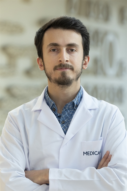 Dr. Yusuf Yıldız
