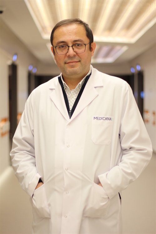 Uzm. Dr. Mehmet Zeki Aydın