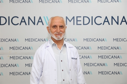 Prof. Dr. Mehmet Aköz